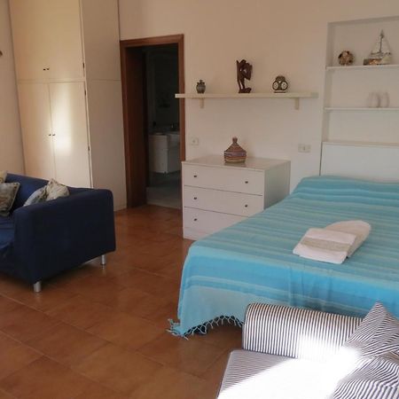 Bellavista Beachfront Apartments Quercianella Εξωτερικό φωτογραφία