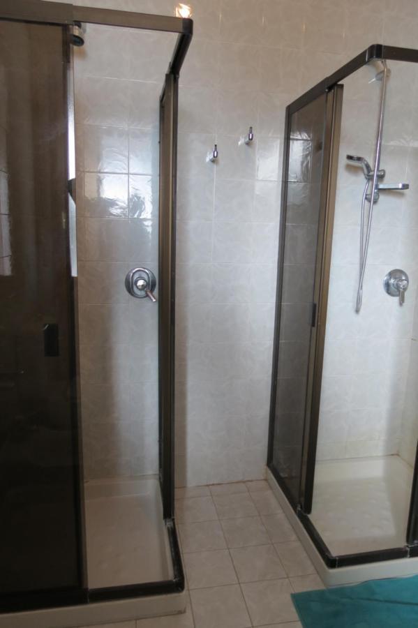 Bellavista Beachfront Apartments Quercianella Εξωτερικό φωτογραφία
