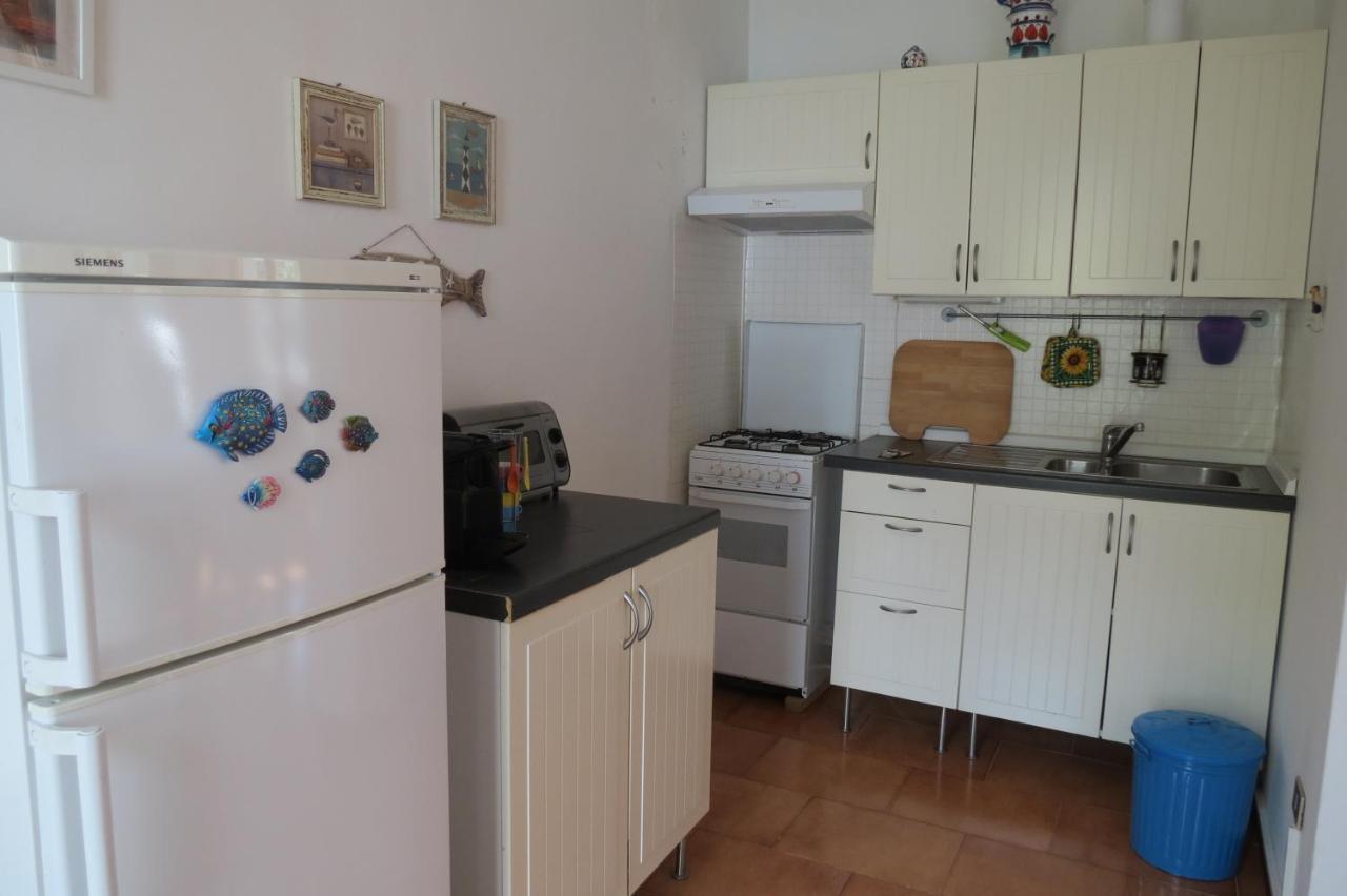 Bellavista Beachfront Apartments Quercianella Εξωτερικό φωτογραφία