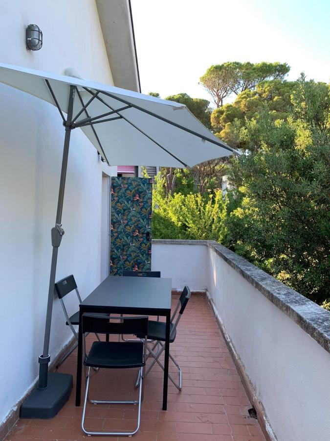 Bellavista Beachfront Apartments Quercianella Εξωτερικό φωτογραφία